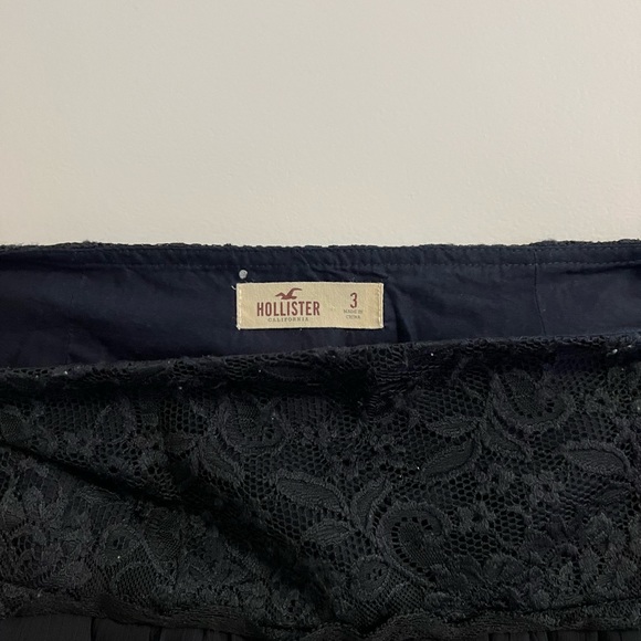Y2k Hollister Mini Skirt - Picture 2 of 2